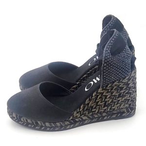 Alpargata en algodon pique con tacon de 7cm y con cierre de cintas y tacon bilocor