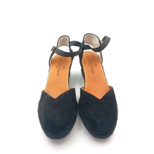 Alpargata en ante con hebilla y cuña de 5 cm