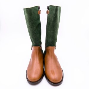 Bota alta tipo montar en napa piel combianada con piel ante y con suela de cuero