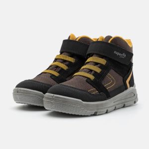 Botines con cordones y velcro GORETEX