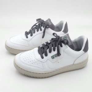 Deportiva O Playera En Piel Natural Y Algodón Orgánico Con Cierre De Cordones Y Con Suela De Goma Antideslizante