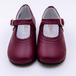 Mercedita en napa piel con festón con cierre de hebilla y suela antideslizante