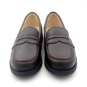 Mocasín o castellano en napa piel con suela de goma resistente al frío