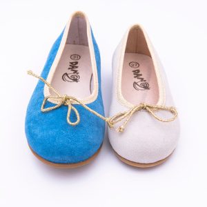 Parisina o Bailarina en ante con Cordel en oro .