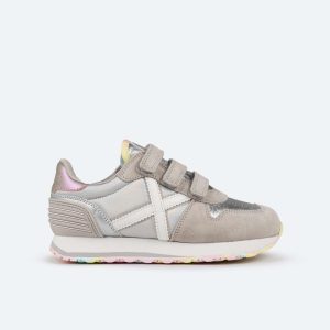 Playera o deportiva tres velcros plateada Múnich