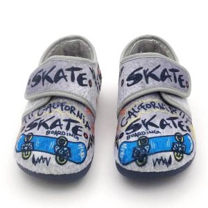 Zapatilla Cerrada Velcro Skate