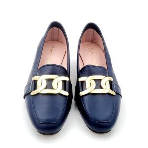 Zapato Parisina con adorno cadena y tacón de 3cm