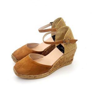 Alpargata Gaimo Tipo Mercedita Con Tacón De 5cm Y Con Cierre De Hebilla Y Suela De Yute Con Goma Antideslizante