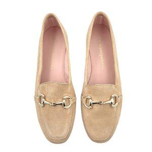 Mocasín sport de ante con cadena dorada